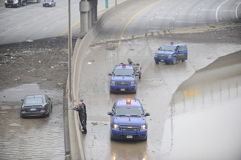 Illustration for article titled Detroit Flood: Updated Photos (higher quality)